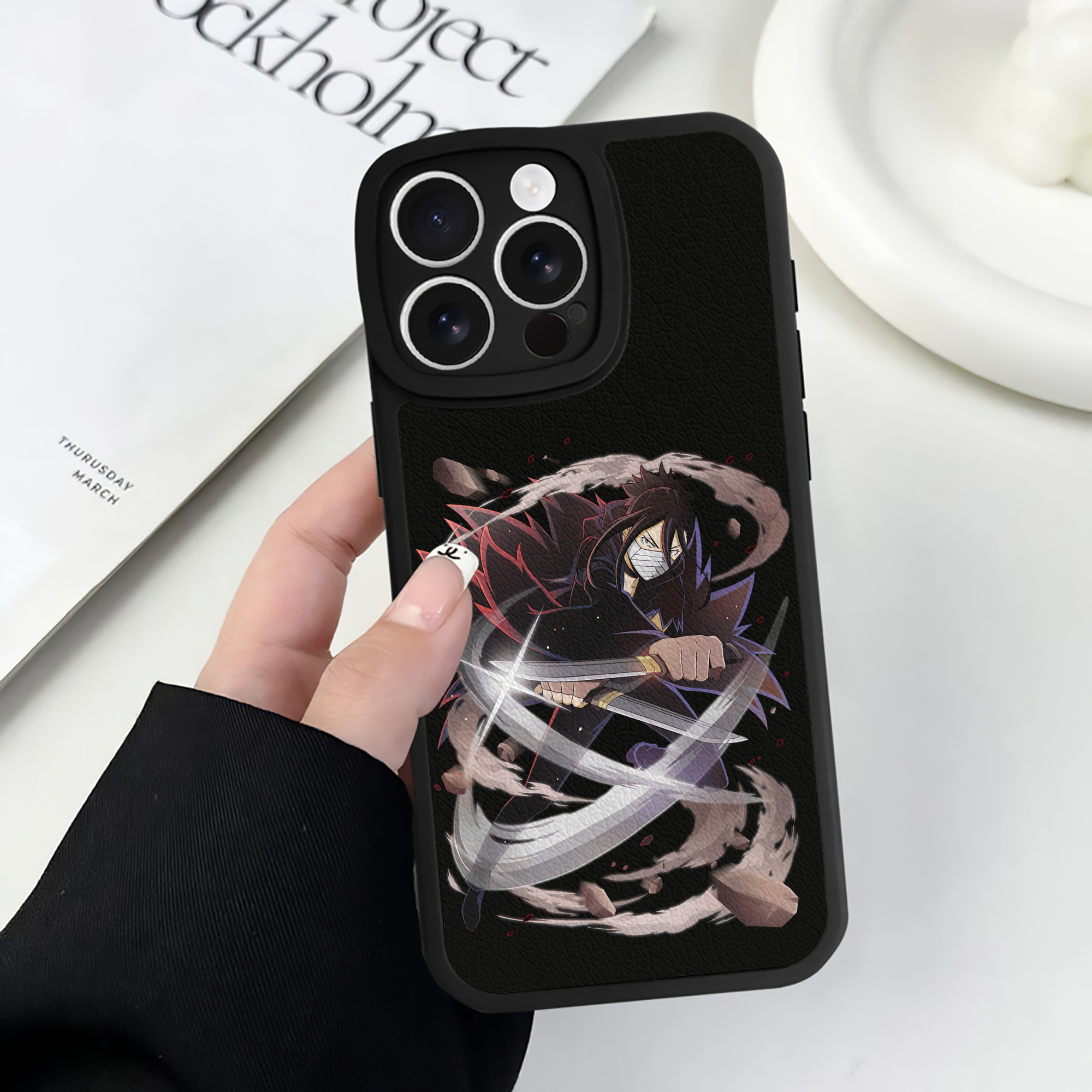 （画像用） 文豪ストレイドッグス Bungo Stray Dogs 【iPhone 16シリーズ対応】シリコンスマホケース（レザー調） 材質：シリコン